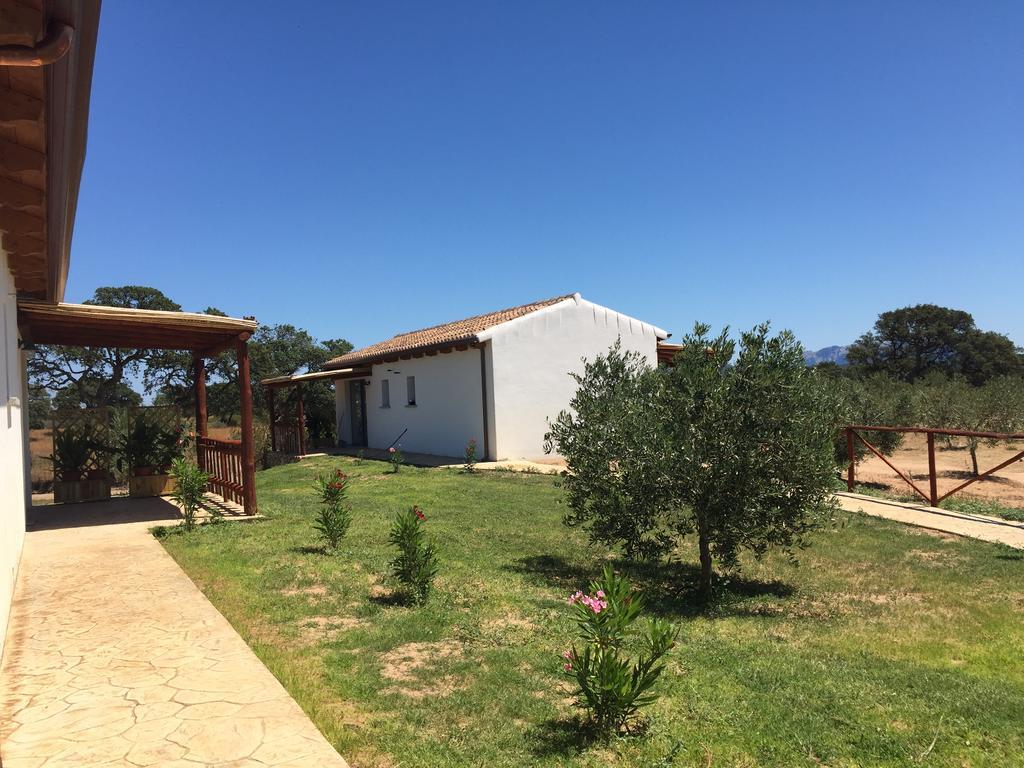 Villa Agriturismo Mieleamaro Olbia Exterior foto