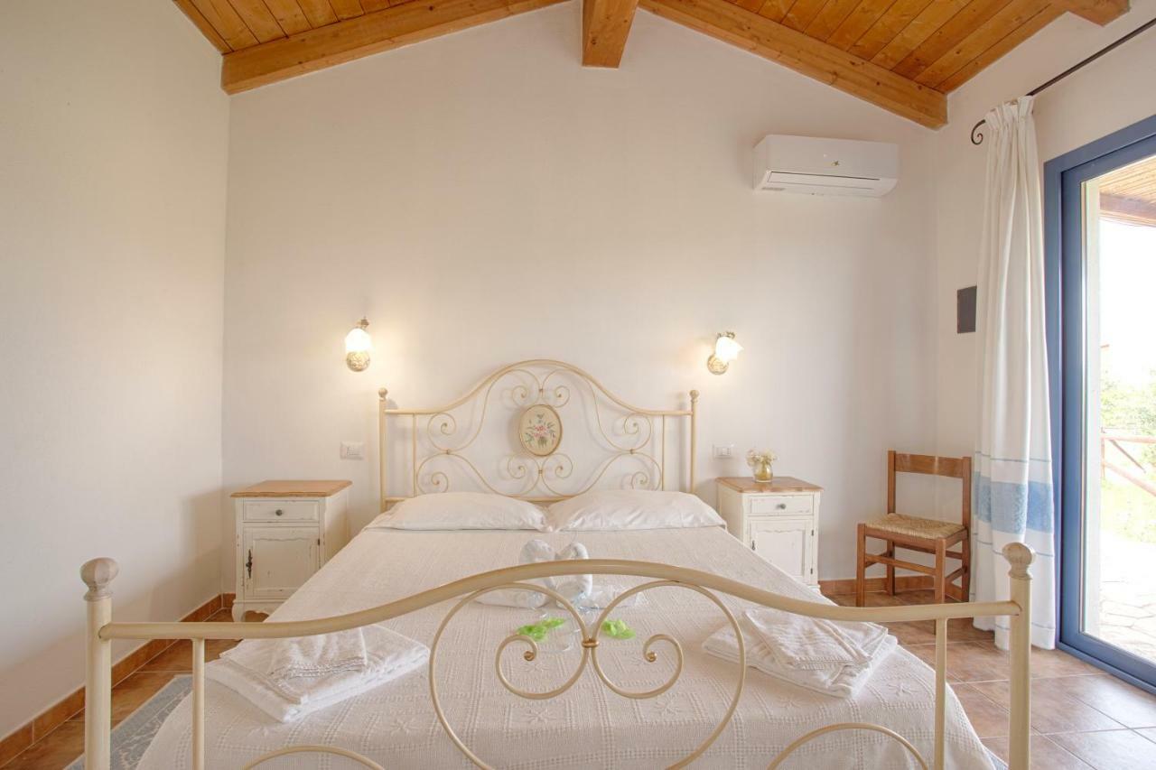 Villa Agriturismo Mieleamaro Olbia Exterior foto